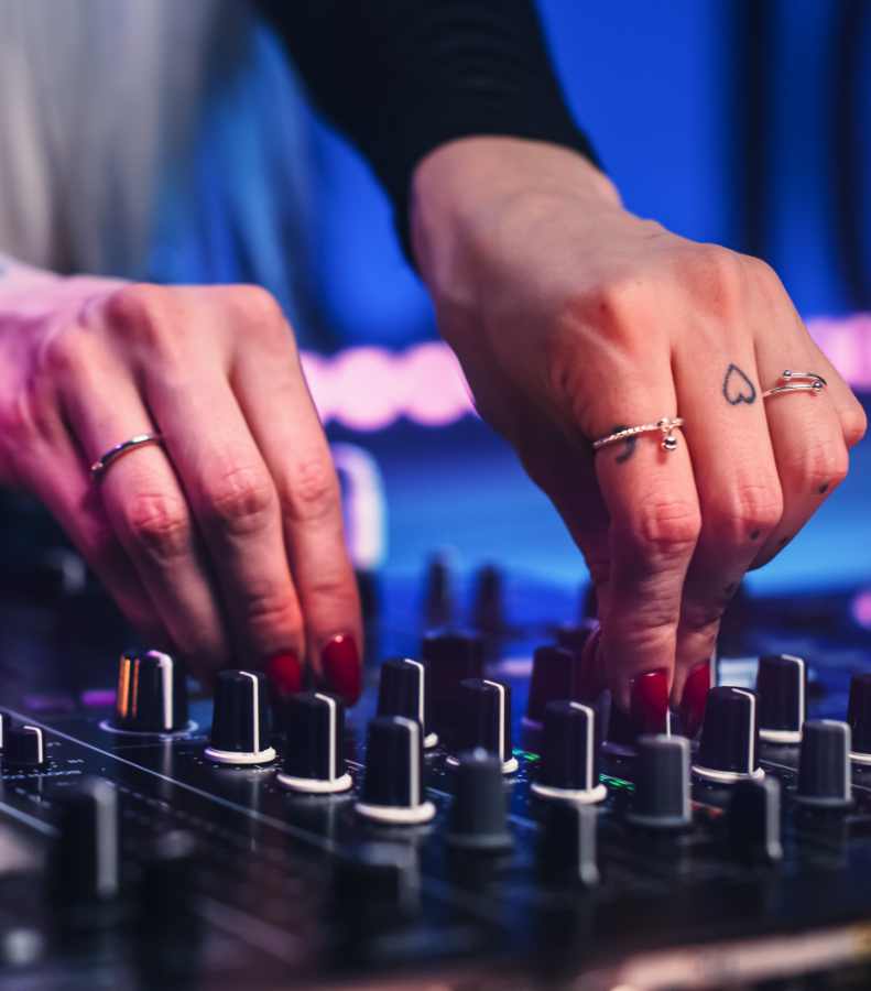 DJs wanted for DJ Jobs.